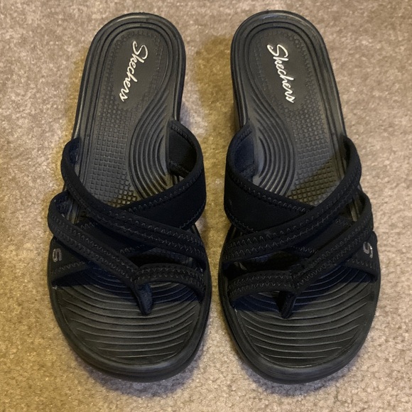 Skechers Shoes - Skechers Wedged Sandals